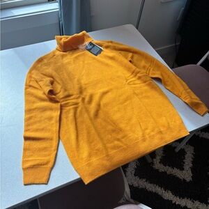 C by Bloomingdale's Cashmere GOLD Turtleneck Sweater